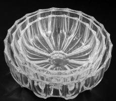 Háromrészes ólomkristály kínáló garnitúra, jelzés nélkül, hibátlan, d: 15-20 cm