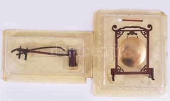 2 db mini hangszer, eredeti dobozában: eur-ko, gong Kb 9x12 cm