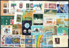 1963-1990 23 klf vágott blokk (135.700) (kis törések, ujjlenyomatok / small folds, fingerprints)