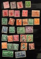 Új-Zéland kb. 350 db bélyeg 10 fekete lapos közepes berakóban