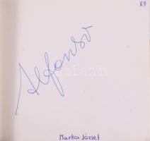 Autogramgyűjtemény, többek között Bessenyei Ferenc, Kautzky József, Szőnyi János, Voith Ági, Bodrogi...