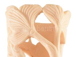 Faragott csont keleti szobor, női figura ábrázolással, fa talapzaton, m: 27 cm