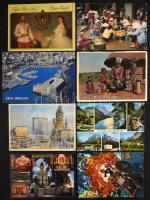 Több mint 300 modern vegyes képeslap: Gödöllő, Márianosztra, Erzsébet királyné, kevés külföldi városkép és egyéb