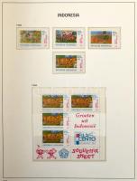 Indonézia 1950-1985 Szép gyűjtemény rengeteg motívum kiadással DAVO falcmentes albumban. (Mi EUR ~3....