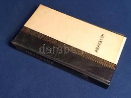 Anekreón:  Anekreón versei. Anekreóni dalok, töredékek. Fordította Devecseri Gábor. Illusztrálta Szász Endre. (Számozott.) [Budapest], 1962. Magyar Helikon (Békés megyei Nyomdaipari Vállalat Gyomai Telepe). 132 + [4] p. Első modern kiadás. Könyvgyűjtők számára készült, számozott, bibliofil kiadás. Kolofon: "Kötetünk a modern kritikai kiadások alapján tartalmazza Anakreón összes fennmaradt verseit és töredékeit. A fordítást ellenőrizte és a kötetet szerkesztette Falus Róbert. A kötésterv és tipogáfia Ginács László munkája. Műszaki vezető Kugler Andor. Készült a Gyomai Kner Nyomdában, Bodoni betűvel, 6.700 pédányban, ebből 1.300 példány félbőr-kötésben, számozva. Ez a könyv a 714. számú példány". A Kr. e. 6. században alkotó görög költő, Anakreón szerelmi és bordalköltészetét az ókorban számosan utánozták. Első magyar fordításai 1785-ben jelentek meg nyomtatásban. Devecseri Gábor modern fordításának ez az első kiadása. Horváth-Gazda 12. old. Aranyozott, illusztrált kiadói félbőr kötésben, enyhén sérült védőfóliában. Jó példány.