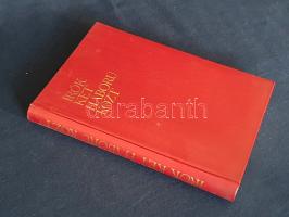 Írók két háború közt. Illés Endre válogatásában és bevezetőivel. Gyulai Líviusz illusztrációival. (Számozott.) [Budapest], 1979. Magyar Helikon - Szépirodalmi Könyvkiadó (Kossuth Nyomda). 358 + [6] p. + 1 melléklet. Egyetlen kiadás. Könyvgyűjtők számára készült, számozott, bibliofil kiadás, sorszáma: 1127. Illés Endre író és kiadóigazgató a XX. század első felének magyar prózaírónak kevésbé ismert novelláit gyűjtötte antológiájába. Oldalszámozáson belül Gyulai Líviusz grafikusművész szövegközti rajzaival. A kötetet Szántó Tibor tervezte. Aranyozott kiadói nyl-kötésben, kiadói védőfóliában. Jó példány.