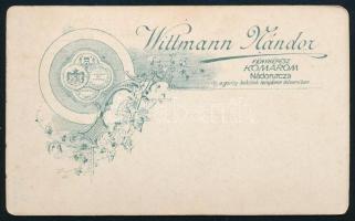 cca 1890 Kisfiú portréja. Keményhátú fotó Wittmann Nándor komáromi műterméből, 11x6,5 cm