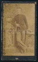 cca 1880 Katona portréja. Keményhátú fotó F. Wittmann Junior komáromi műterméből, kopott, 11x6,5 cm
