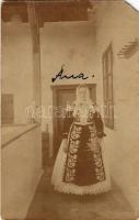 Rafna, Raffna, Ramna; román asszony népviseletben / Romanian woman in folk costume. photo (EM)