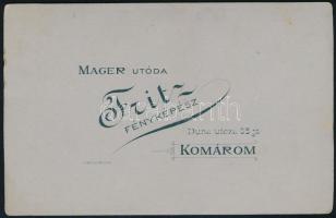 cca 1900 Anya kislányaival. Keményhátú fotó Fritz P. komáromi műterméből, 16,5x10,5 cm