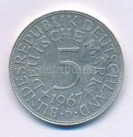 Német Szövetségi Köztársaság 1967D 5M Ag kapszulában, tanúsítvánnyal. T:XF Federal Republic of Germany 1967D 5 Mark Ag in capsule, with certificate. C:XF Krause KM#112