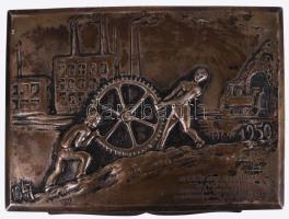 Molnár Erik (1894-1966) kommunista politikus családi hagyatékának része, benne:
- "MOLNÁR ERIK...