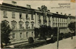 Gyulafehérvár, Alba Iulia; Tiszti pavilon, egykori fejedelmi lak a várban. Weisz Bernát kiadása / K.u.K. military officers' pavilion (ragasztónyom / glue marks)