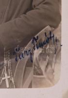 Tury Timót kapucinus rend tag 2 fotólapja, egyiken aláírásával