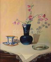 Molnár Z. János (1880-1960): Csendélet. Olaj, karton, jelezve jobbra lent. Dekoratív fakeretben, 50x...