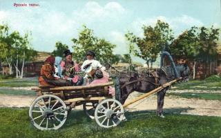 Russian folklore with Balalaika, Accordion and horse carriage