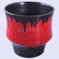 Laborcz Mónika kaspó, jelzett, kis kopással, d: 19 cm, m: 17,5 cm