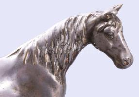Krómozott fém ló szobor. 18x16 cm