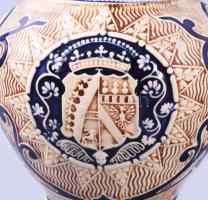 Német fajansz boros korsó jelzett, kis lepattanással 20 cm