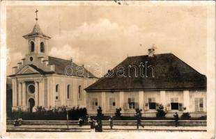 1941 Szilágycseh, Cehu Silvaniei; Római katolikus templom. Kemény Rózsi kiadása / Roman Catholic church (fl)