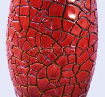 Zsolnay repesztett vörös eozin "ökörvér" mázas váza. Jelzett, kis repedéssel, m: 24 cm