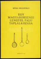 Bődi Erzsébet: Egy magyarországi lengyel falu táplálkozása. Debrecen, 1984. Kiadói papírkötés, jó állapotban.