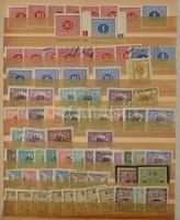 Csehszlovákia gyűjtemény 1919-től az 50-es évekig, jobb értékekkel, benne Kelet-Szilézia 10 lapos be...