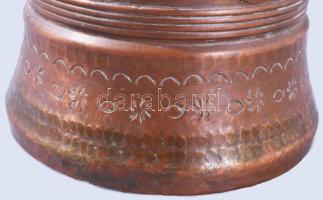 Réz üst, kézzel készült, d: 12 cm, m: 10 cm