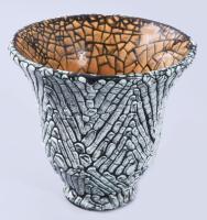 Gorka Géza iparművészeti vállalatos váza, jelzett, minimális kopással, m: 21 cm