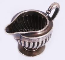 cca 1900 New York kávéház tejkiöntő, jelzett, kopással, m: 6,5 cm