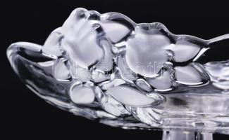 Kristály talpas kínáló, hibátlan, d: 17 cm