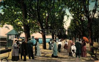1914 Balatonfüred, Balaton-parti sétány. Kurzweil Frigyes kiadása (EK)