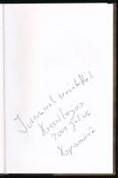 Kassai Lajos: Lovasíjászat. A szerző, Kassai Lajos (1960- ) íjkészítő, lovasíjász által dedikált pél...