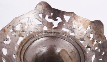 Ezüstözött gyertyatartó pár, m: 19 cm