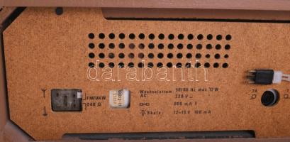 1974-1978 Grundig RF711 rádió, jó állapotban, 62x16x17 cm
