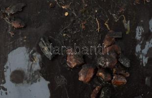 Wagner János (1936-2022): Vakablak. Akril, vegyes technika, applikáció, karton, jelezve jobbra lent:...