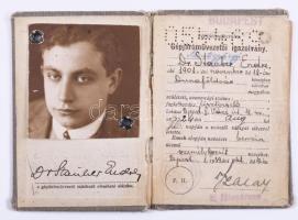 Dr. Stauber Endre fotóhagyatéka, közte igazolvány, vegyes méretben