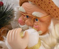 Asztalra letehető mikulás figura, m: 44 cm