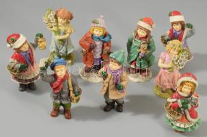 2 darab karácsonyi fiú és lány figura asztaldísz, műgyanta, hibátlan, m: 10,5 cm