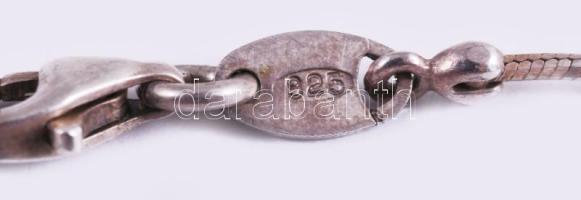 Ezüst (Ag) nyaklánc, borostyánokkal, jelzett, bruttó 5g