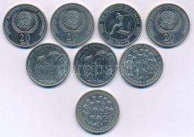 Ausztrália 1995. 20c Cu-Ni "Az ENSZ megalapításának 50. évfordulója" (3x) + 2001. 20c Cu-Ni "Sir Donald Bradman" + 2003. 20c Cu-Ni "Ausztrália önkéntesei" (2x) + 2005. 20c Cu-Ni "A II. világháború végének 60. évfordulója - Hazatérés" (2x) T:XF,VF Australia 1995. 20c Cu-Ni "50th Anniversary of the United Nations" (3x) + 2001. 20 Cents Cu-Ni "Sir Donald Bradman" + 2003. 20 Cents Cu-Ni "Australia's Volunteers" (2x) + 2005. 20 Cents Cu-Ni "60th Anniversary of World War II - Coming Home" (2x) C:XF,VF