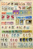 Többpéldányos tétel sok portóval, motívumokkal, 2 db A/4-es berakóban