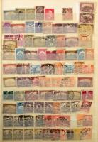 Rendezetlen, de tartalmas magyar tétel a Krajcárosoktól, portókkal, másodpéldányokkal is, 14 lapos, A/4-es berakóban