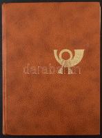 Rendezetlen, de tartalmas magyar tétel a Krajcárosoktól, portókkal, másodpéldányokkal is, 14 lapos, ...