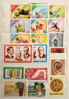 Modern magyar tétel portókkal, 12 lapos közepes berakóban (elvált gerinc)