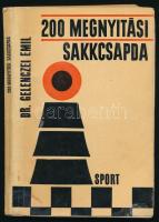 Dr. Gelenczei Emil: 200 megnyitási sakkcsapda. Bp., 1967, Sport. Kiadói papírkötés, papír védőborítóval, kopottas állapotban.