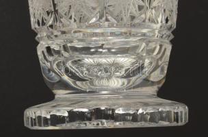 Bohemia ólomkristály váza. Jelzett, hibátlan, eredeti dobozában, m: 16,5 cm