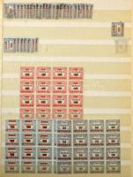 Hivatalos bélyegek sokpéldányos rendező jó értékekkel 16 lapos A/4-es berakóban