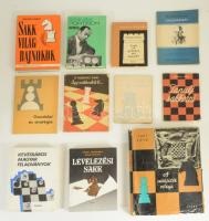 11 db sakkjátékkal kapcsolatos könyv - Levelezési sakk, A sakkjáték világa, Kevésbábos magyar feladványok, Dr. Asztalos Lajos emlékverseny, Csak az győzhet, aki támad?, Sakk világbajnokok, stb. Kötetenként változó kötésben és állapotban.