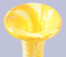 Muranoi sárga üvegváza fehér csíkozással, cca 1960, jelzés nélkül, hibátlan, m: 32 cm